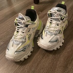 Balenciaga Track 2 Sneaker